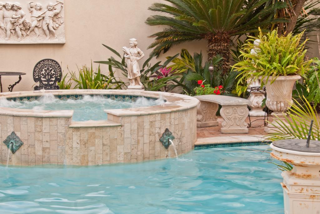 Hh Whitney House - A Bed & Breakfast On The Historic Esplanade New Orleans Buitenkant foto